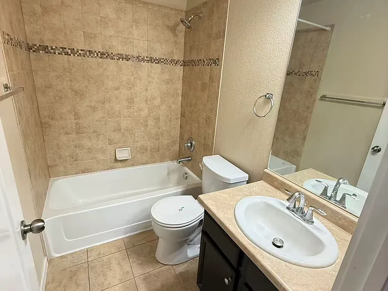 7537 Colorado Tech Dr — Photo 33