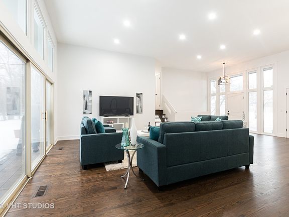 4th image of 276 Larkspur Dr