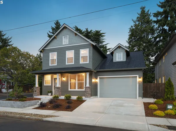 902 E 30th St, Vancouver, WA 98663