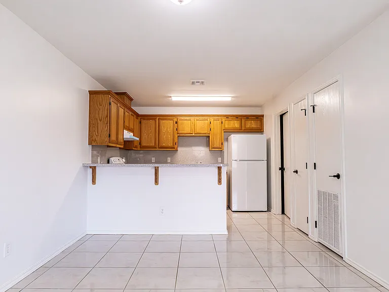 959 Live Oak Cir #2 — Photo 6