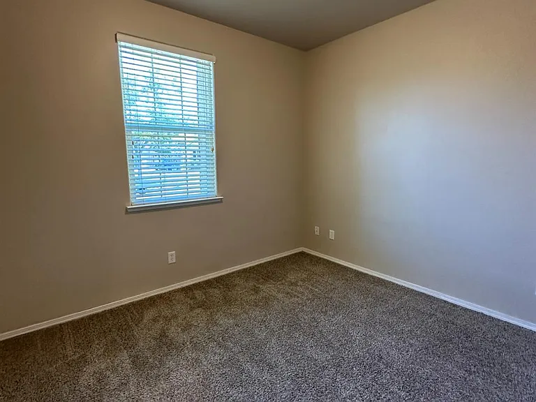 5541 N Plum Ln — Photo 24