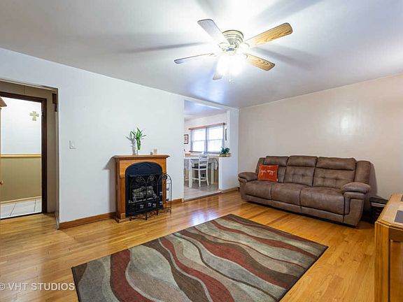 2nd image of 9041 S 51st Ave