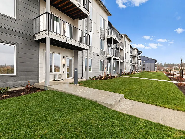 Motto Apartments — Photo 28