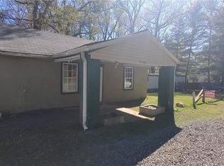 5498 Robinhood Rd, Winston Salem, NC 27106