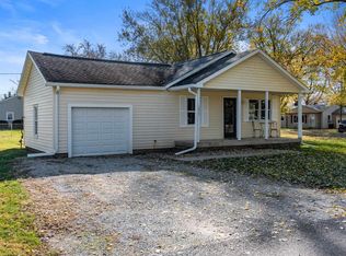 10901 W Sweet Gum St, Yorktown, IN 47396