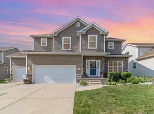 19 Mark Twain Dr, Valparaiso, IN 46385
