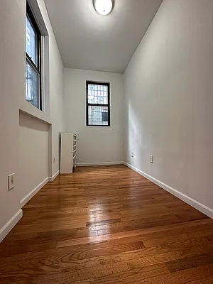 Rented by Shai Realty Management Inc | media 20