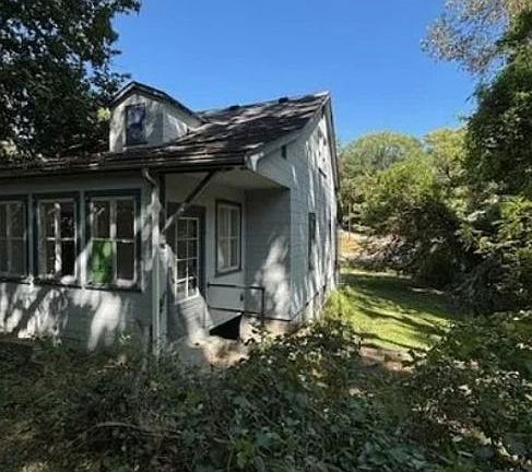 4th image of 9903 Jeffrey Dr