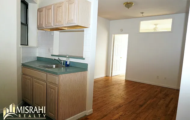 Rented by J Misrahi Realty Corp | media 45