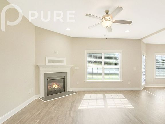 4th image of 440 Mallard Loop Dr