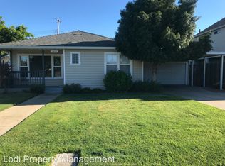 1409 W Lockeford St, Lodi, CA 95242