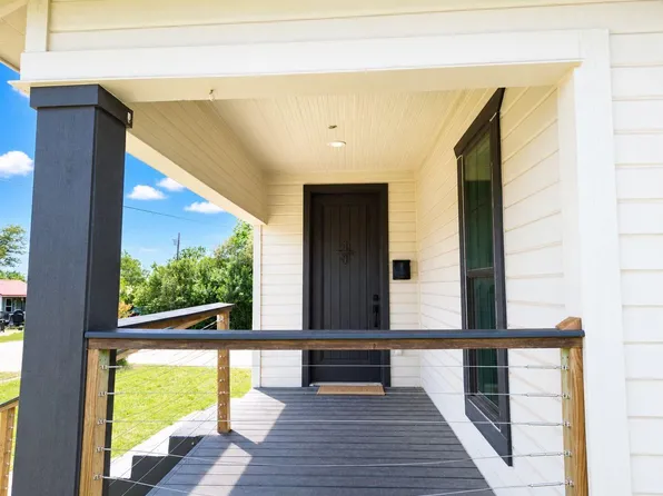 100 W Caskey St, Florence, TX 76527