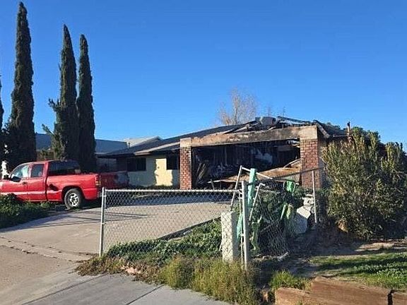 2nd image of 1275 Joshua Tree Dr