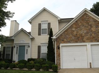 9414 Pastern Ct, Charlotte, NC 28216