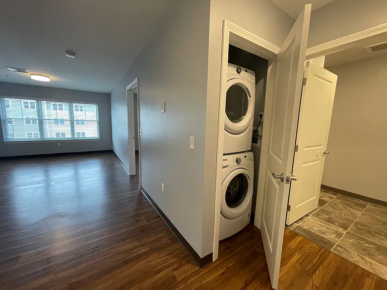 The Ridge at Eastern Trails Apartments — Photo 29