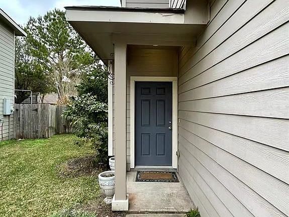 2nd image of 25210 Finchgrove Ln