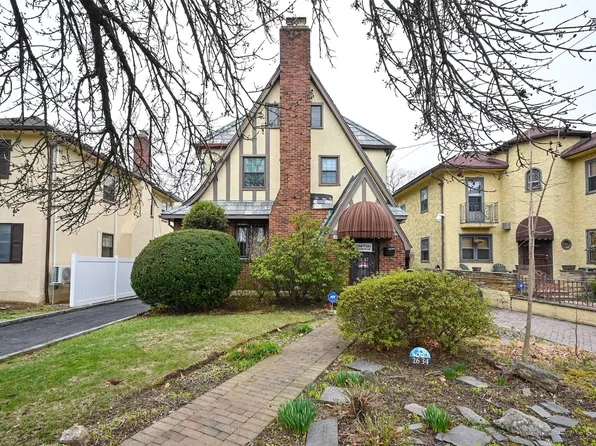 26-34 169 Street, Flushing, NY 11358