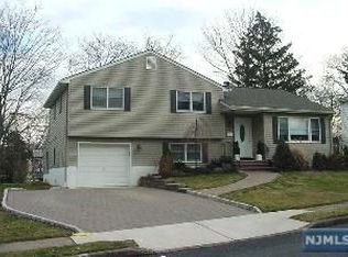 45 Medford Rd, Dumont, NJ 07628