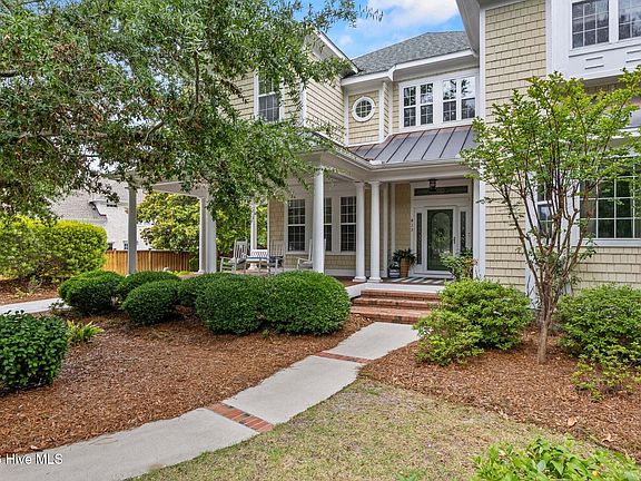4th image of 413 Marsh Oaks Drive