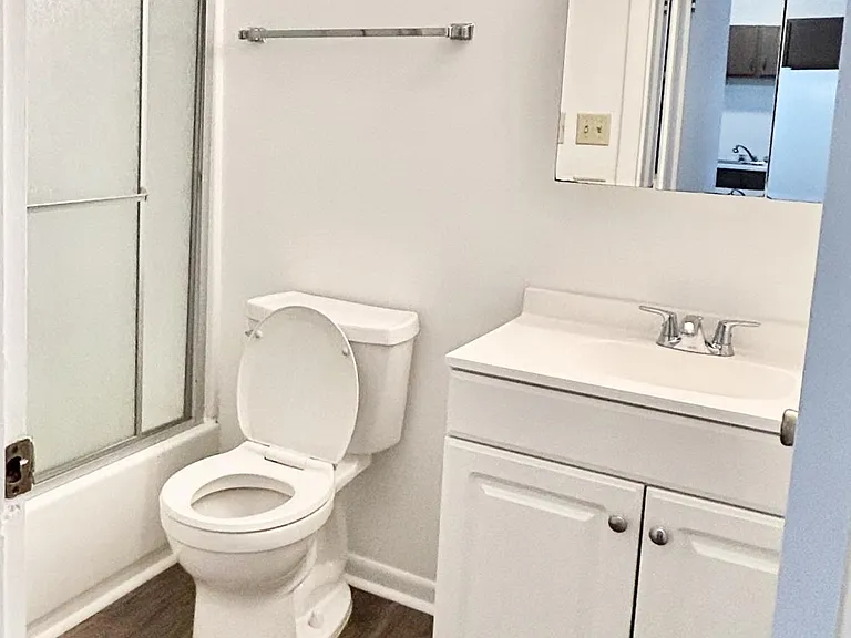 Camelot II Apartments, LLC — Photo 14