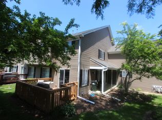 452 Village Creek Dr #0, Lake In the Hills, IL 60156