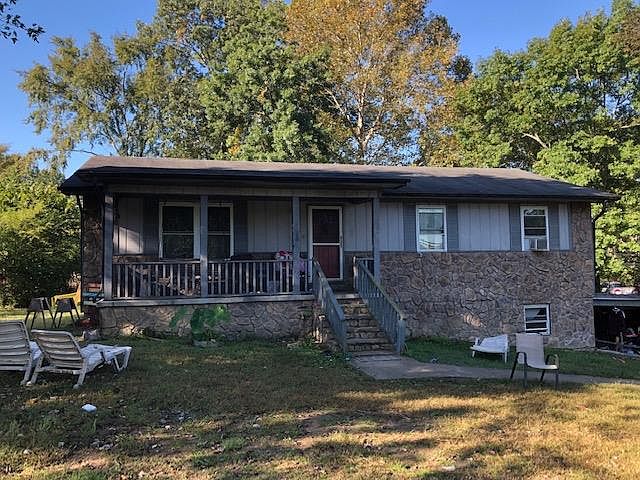2nd image of 5625 Georgetown Rd NW