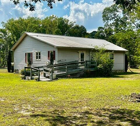3rd image of 6842 Burney Road
