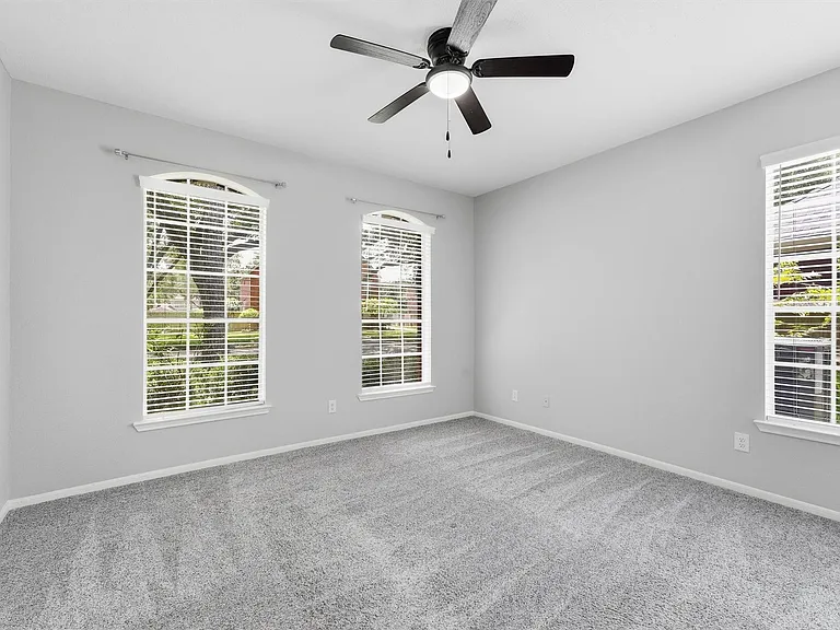 3319 Vista Lake Dr — Photo 10