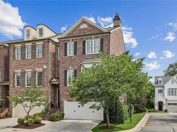 565 Rose Garden Ln, Alpharetta, GA 30009
