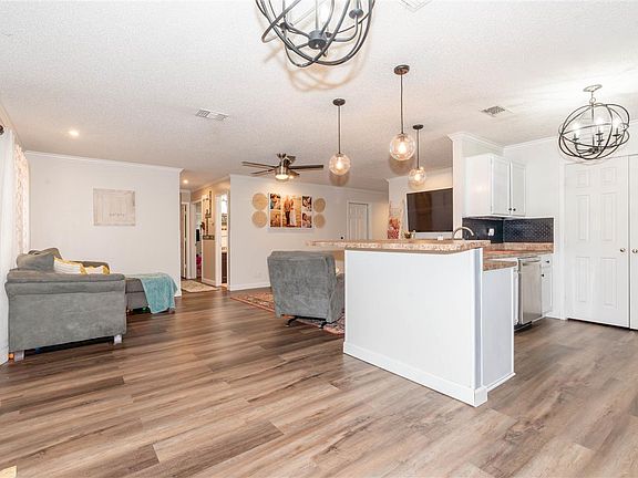 5th image of 3020 Aikin Dr