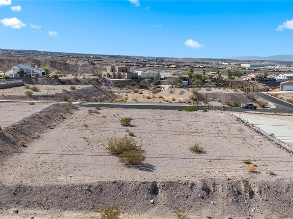 2589 Unicorn Rd, Bullhead City, AZ 86429