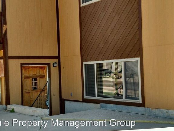 5th image of 1724 Fetterman Dr APT 4
