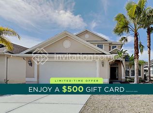 5232 Clover Mist Dr, Apollo Beach, FL 33572