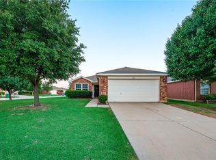 9112 Chisholm Trl, Aubrey, TX 76227