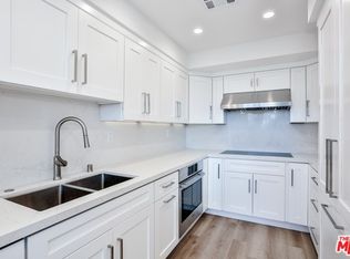 9000 Cynthia St APT 200, West Hollywood, CA 90069