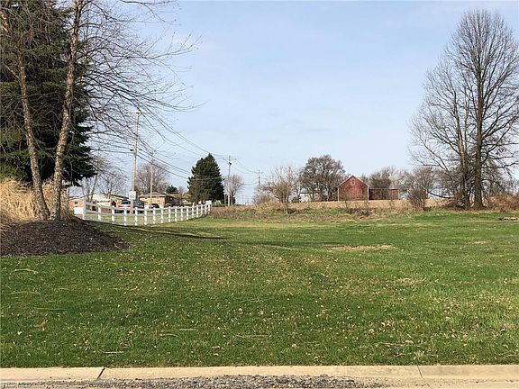 3rd image of 2713 Ashwell Ave SW Lot 1