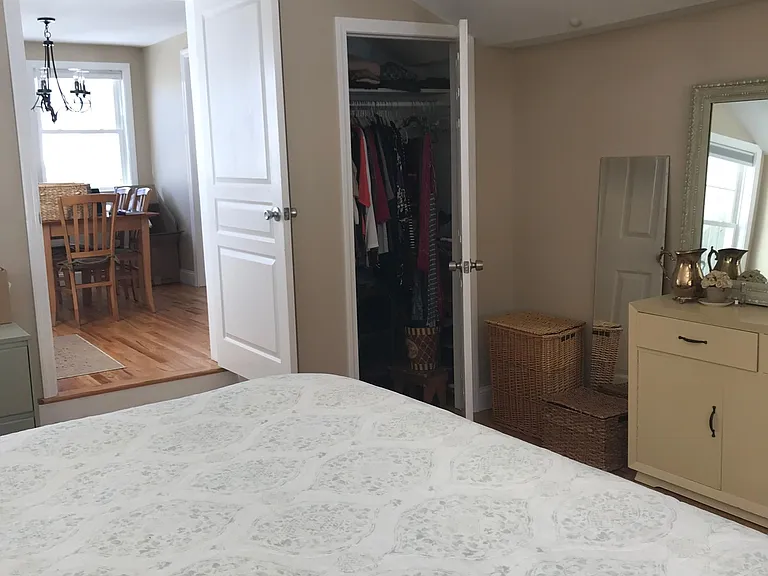 Llynwood Dr — Photo 22