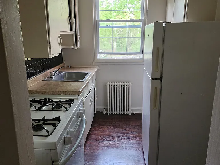 102 Schuyler Rd #207 — Photo 6