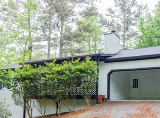 6235 Queens Rd, Douglasville, GA 30135