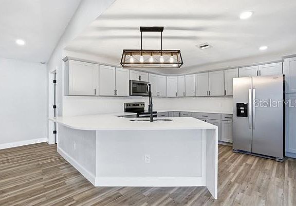 5th image of 9642 Elgin Blvd