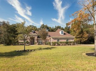 8995 Crighton Crossing Dr, Conroe, TX 77302