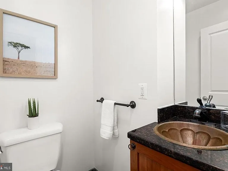 4304 Chestnut St — Photo 14