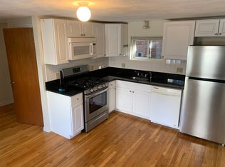 142 1/2 Thorndike St, Cambridge, MA 02141