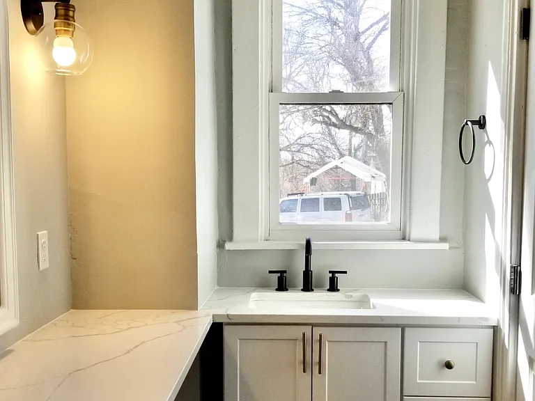 4839 Leavenworth St #1 — Photo 18