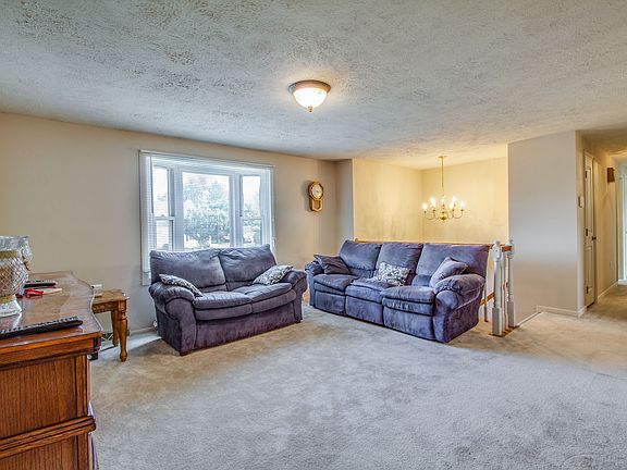5th image of 307 Fredericktowne Dr