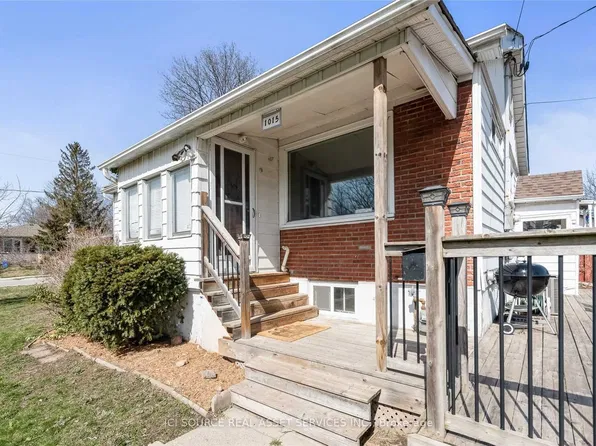 1015 King St, Whitby, ON L1N 5A7