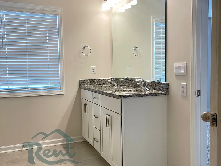 146 Creekview Rd #1 — Photo 30