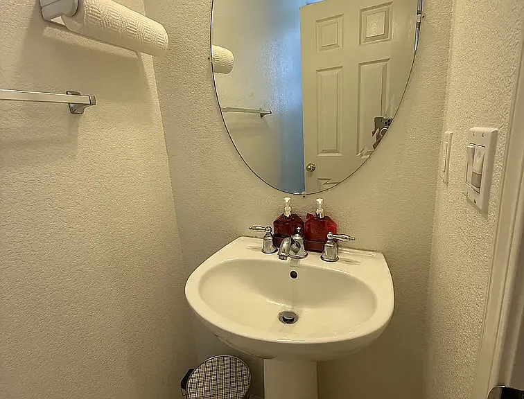 2424 Snowberry Cir — Photo 6