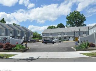 484 1st Ave APT 1, West Haven, CT 06516