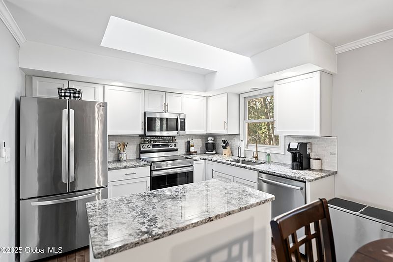 2nd image of 69 Wineberry Lane